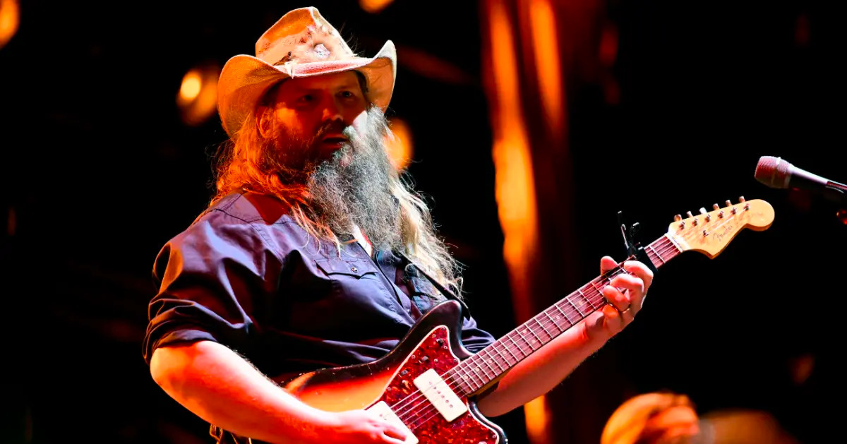 when did Chris Stapleton win the voice